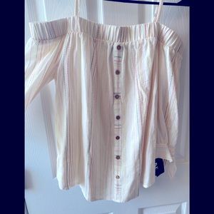 NWT Off shoulder vertical stripe IZ byer long sleeve top